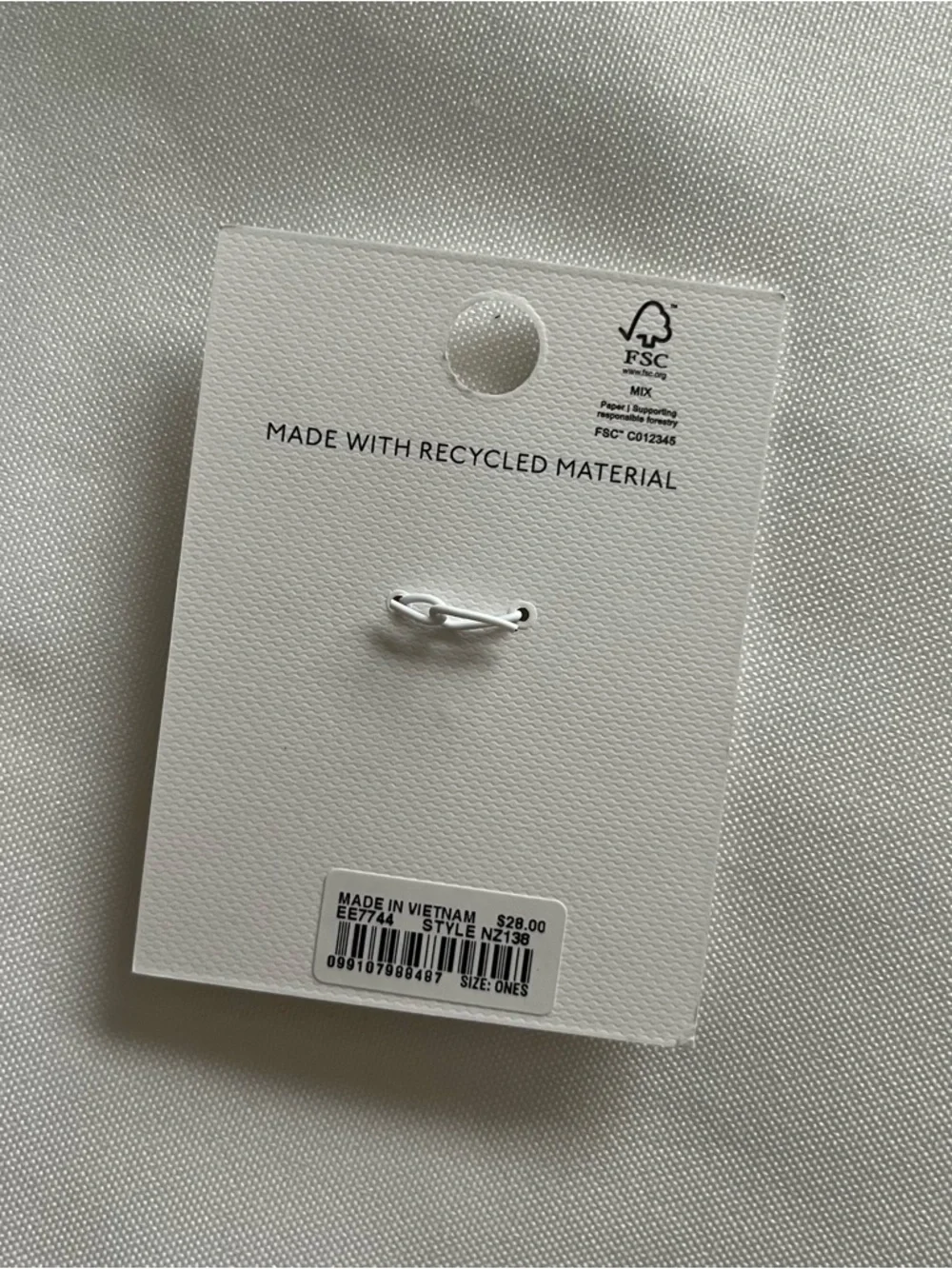 Madewell Skeleton Key Antique Gold Plated Brass Jewelry Charm One Size NWT - Picture 6 of 8
